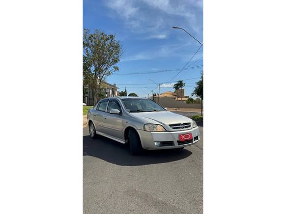 CHEVROLET ASTRA 1.8 MPFI COMFORT SEDAN 8V ÁLCOOL 4P MANUAL